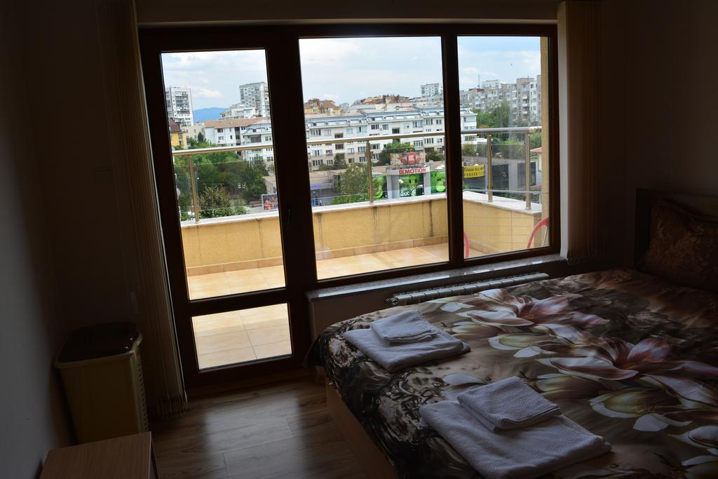 Apartment Bonne Chance Sofia Buitenkant foto